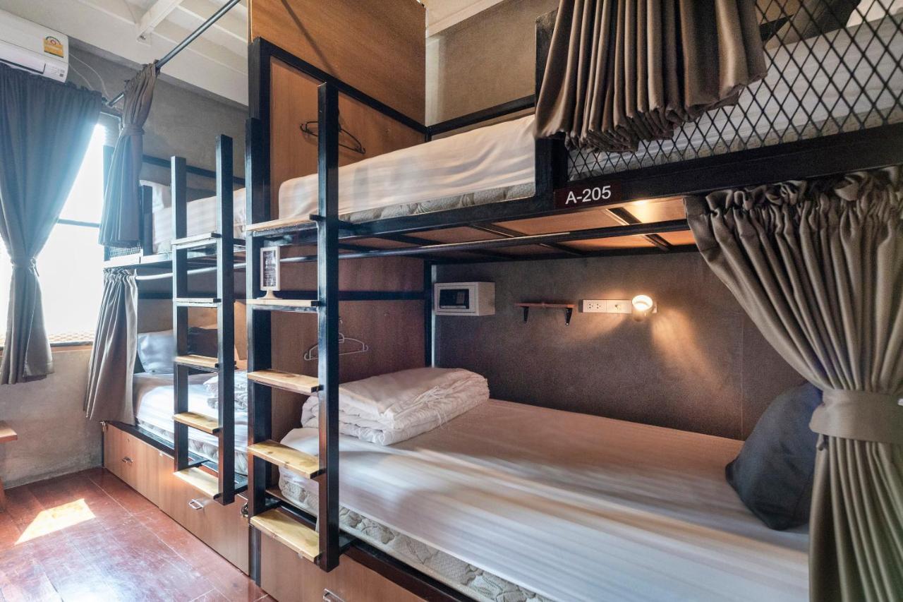Oyo 685 Am Bed Hostel Bangkok Esterno foto